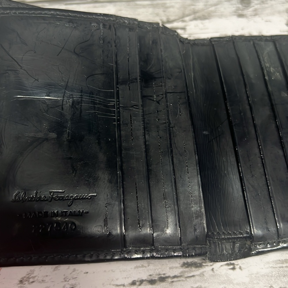 Salvatore Ferragamo Black Wallet - Picture 7 of 10